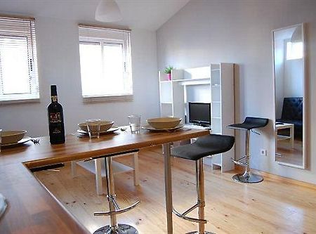 Aparthotel Oporto Entreparedes Zewnętrze zdjęcie