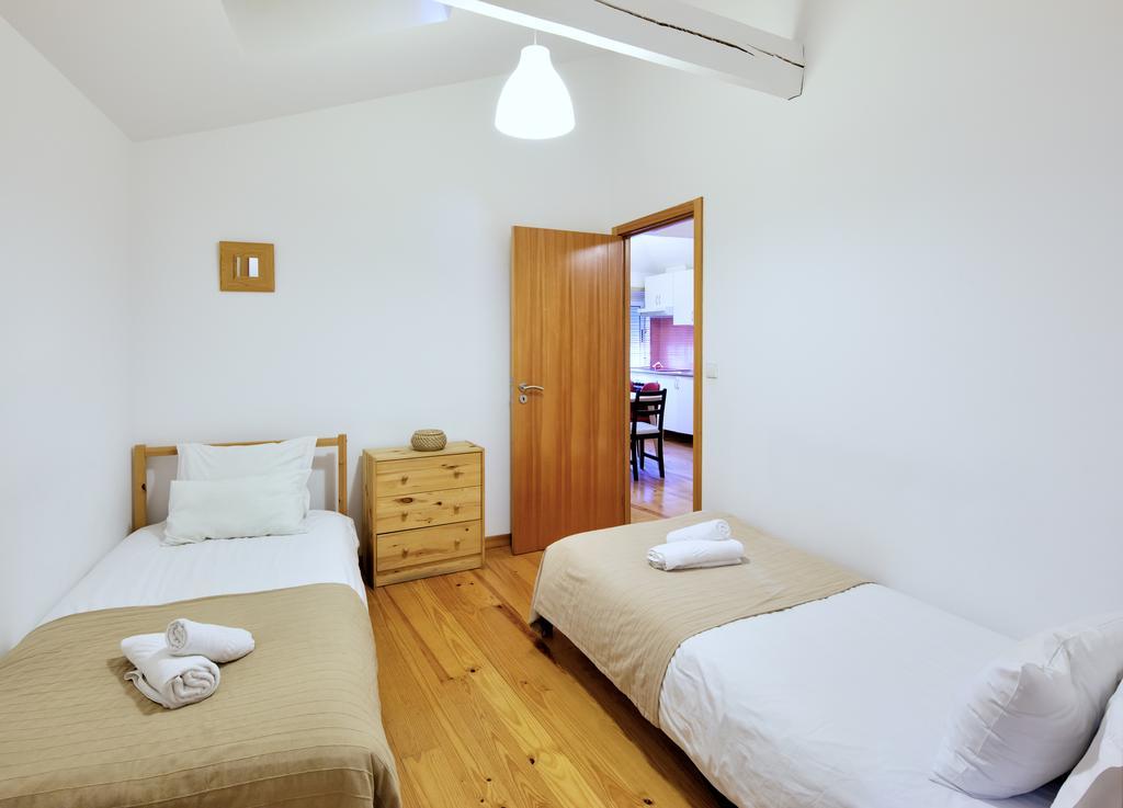 Aparthotel Oporto Entreparedes Zewnętrze zdjęcie